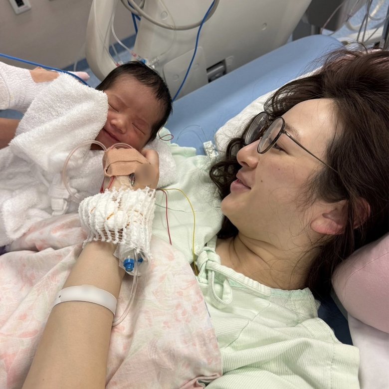 出産直後、産院にて