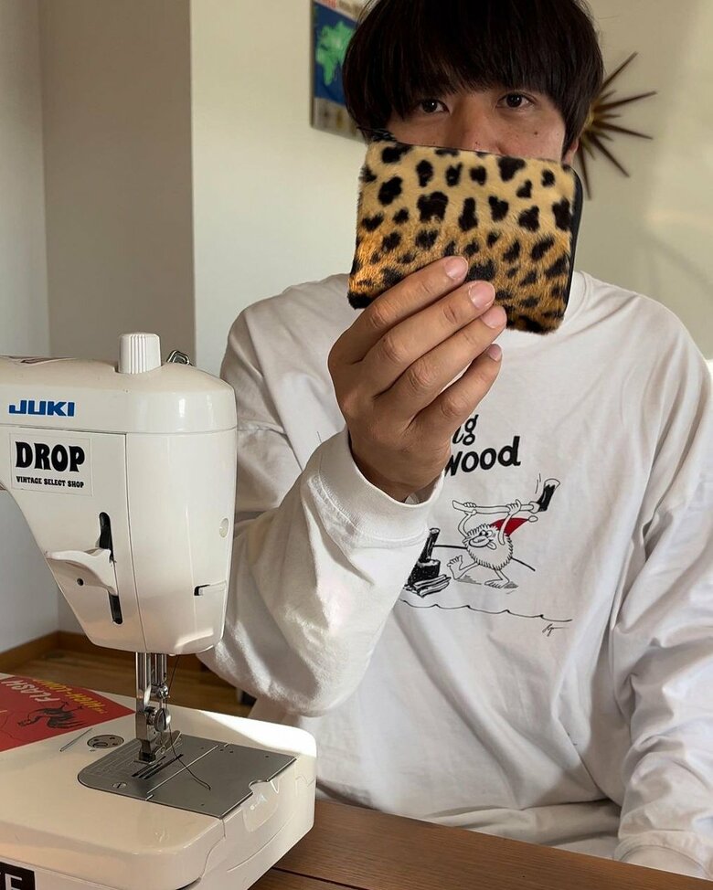 ハギレで作ったレオパード柄ウォレット（Instagramより）