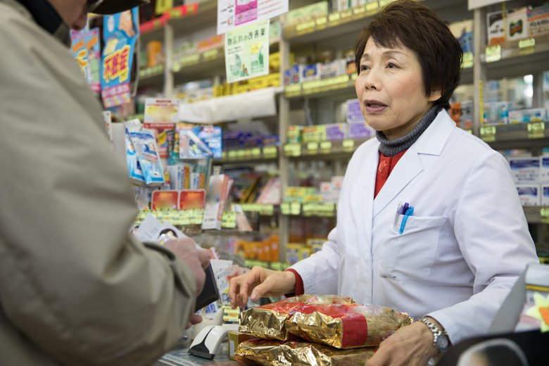 iStock.com/kumikomini