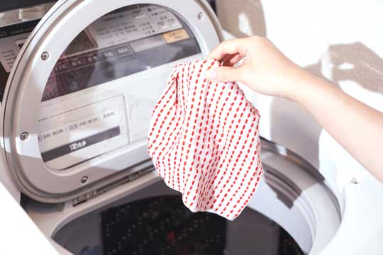 ウタマロリキッドの使い方4洗濯機で洗うか、手ですすぐ