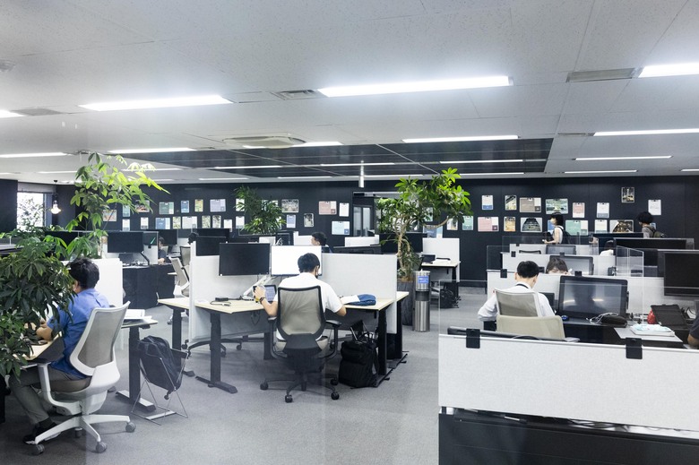 「捗る」フロアは集中しやすいレイアウトと設備