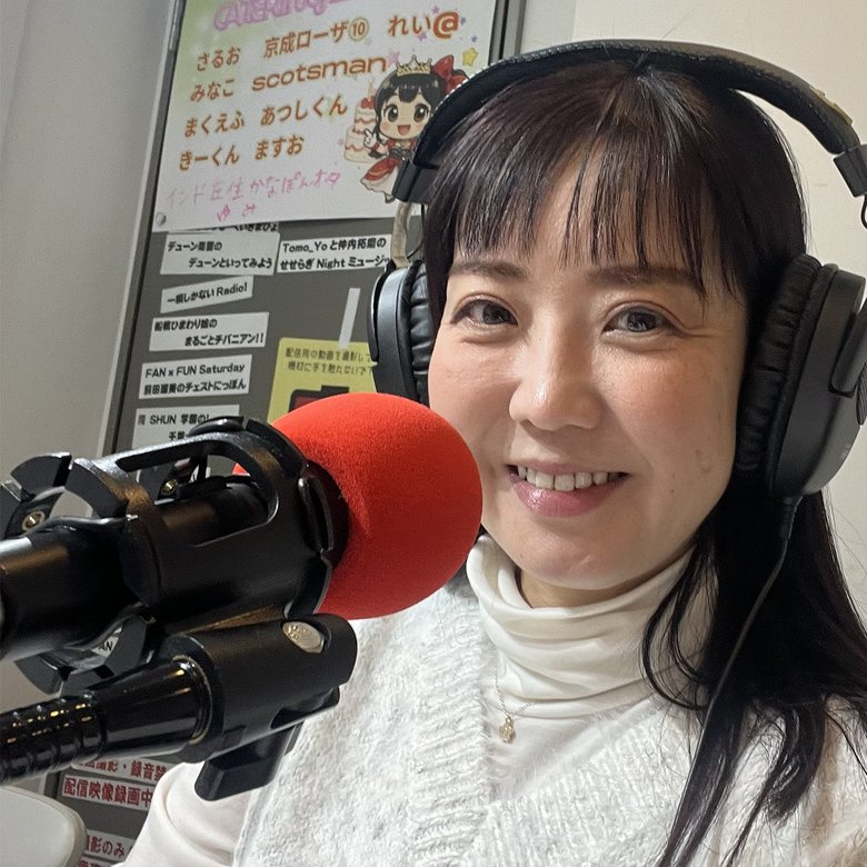ラジオに出演中の木村さん