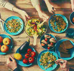 親戚が泊まるときはお世話代をもらうべき！物議を醸した議題も隠れた賛同者がチラリ