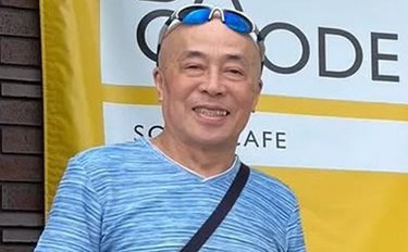 「孤独死が怖い」50歳で離婚、還暦でUターンした井手らっきょ。元妻や両親と結び直す「不思議な距離感」