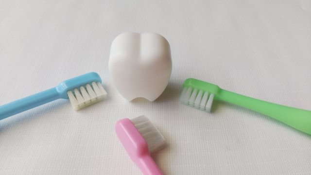 虫歯予防のための歯ブラシの画像