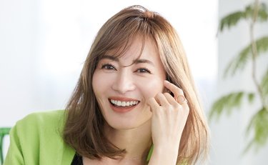新山千春 43歳からの不妊治療「ホルモン剤で体重6キロ増」高額な治療費と向き合った現実