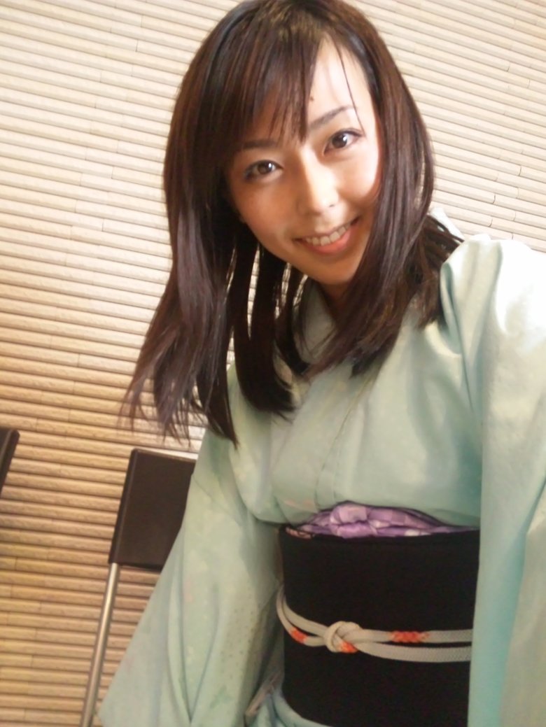 2010年初舞台の劇場オフショット。太宰治の「ヴィヨンの妻」で主演