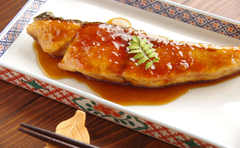 これは真似するしかない！タサン志麻さんの「究極のブリの照り焼き」