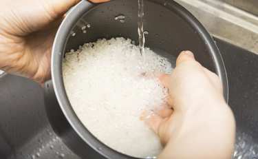 みんな間違ってる!? 達人の“最高に旨い米の炊き方”は何が違うのか