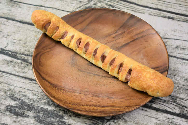 ローソンの人気パン「ちぎれるロングハムフランスパン」の実物画像