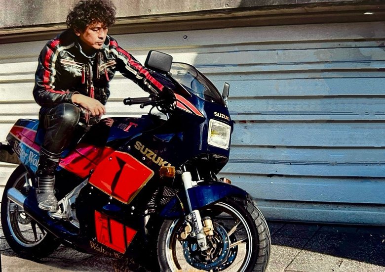 西村さんの趣味はバイク。時間を見つけてはツーリングも楽しんでいるそう