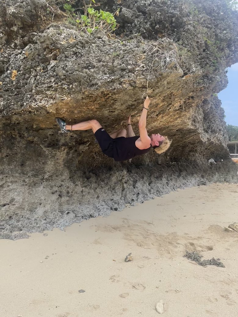 トレーニングに励む山葵さん