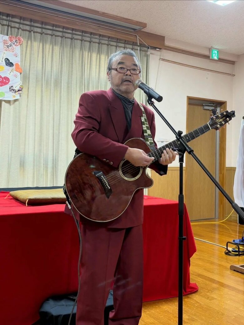 自身の経験を伝える講演活動にも取り組む