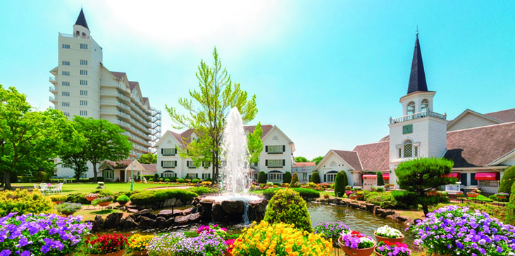 DMA-12　グリーンプラザ外観 本館前