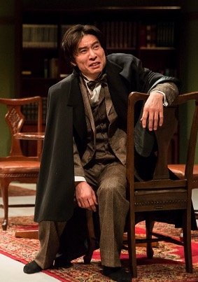 さまざまな役に挑戦する宇仁菅さん