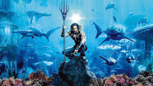 © 2018 Warner Bros. Ent. All Rights Reserved” “TM & © DC Comics”