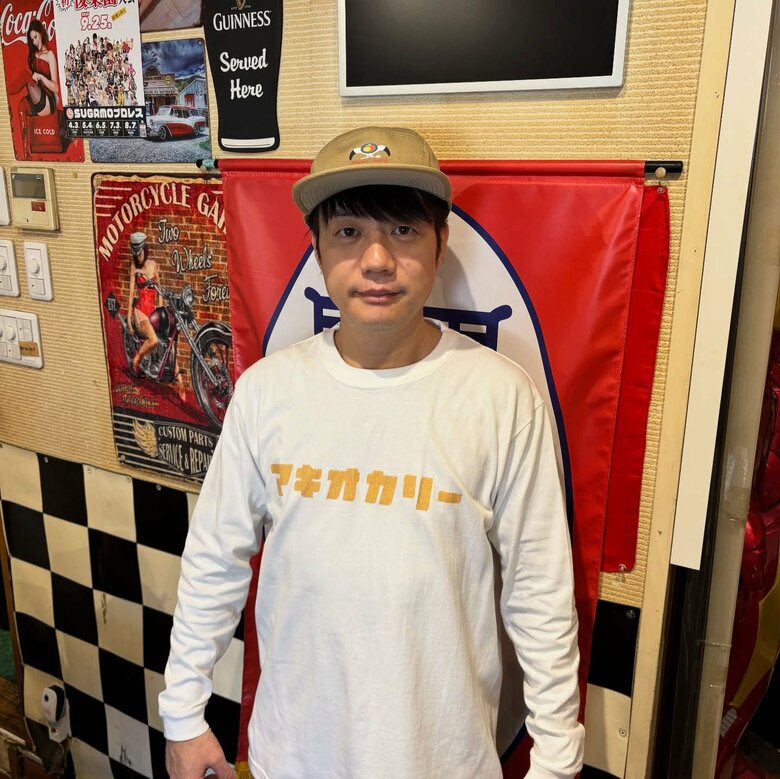 現在はカレー屋の店長としても活動