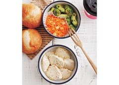 鶏肉ヨーグルト焼き&パン弁当のレシピ