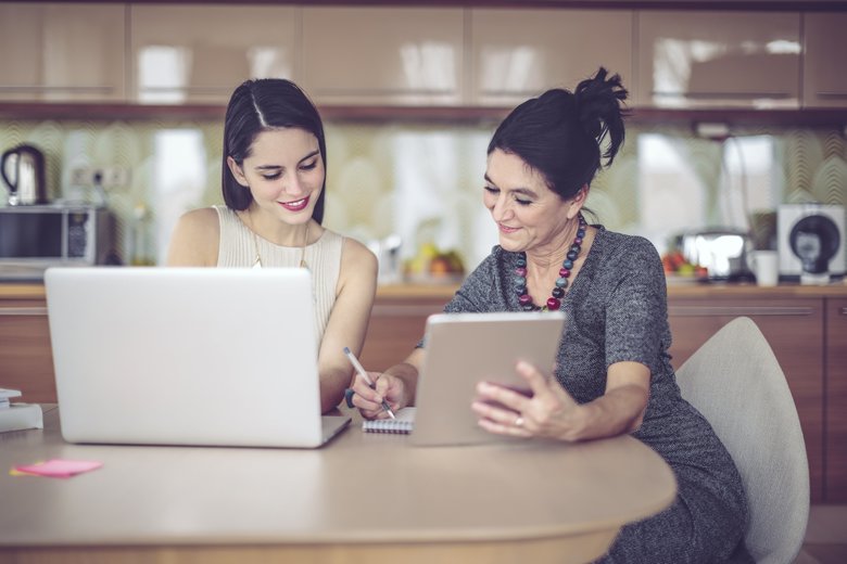 iStock.com/Eva-Katalin