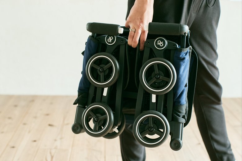 ▲単なる重量だけでなく、「どこにハンドルがついていて、どう持ち運ぶタイプなのか」も、
チェックすべき重要なポイントのひとつ。