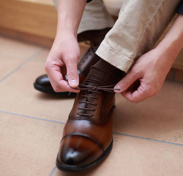 休日無言で外出する夫に疑惑の視線「やましい胸の内」は!?