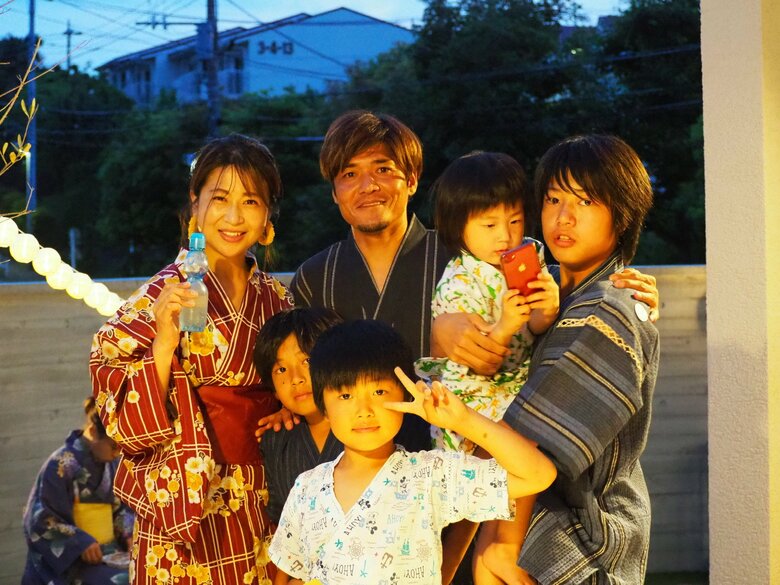 コロナ禍で自宅にて夏祭りをした際の一枚