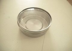 イケア＋100円商品で冷蔵庫におしゃれな小物入れを！