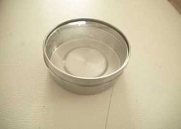 イケア＋100円商品で冷蔵庫におしゃれな小物入れを！