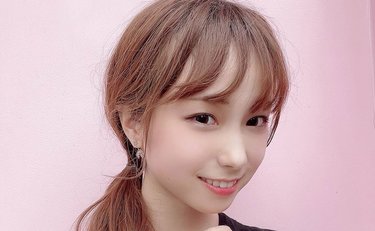 「授業中に奇声」「みずから頭を叩く」チック症でいじめ被害にあった女性が「理解を求めること」を諦めた現実と葛藤