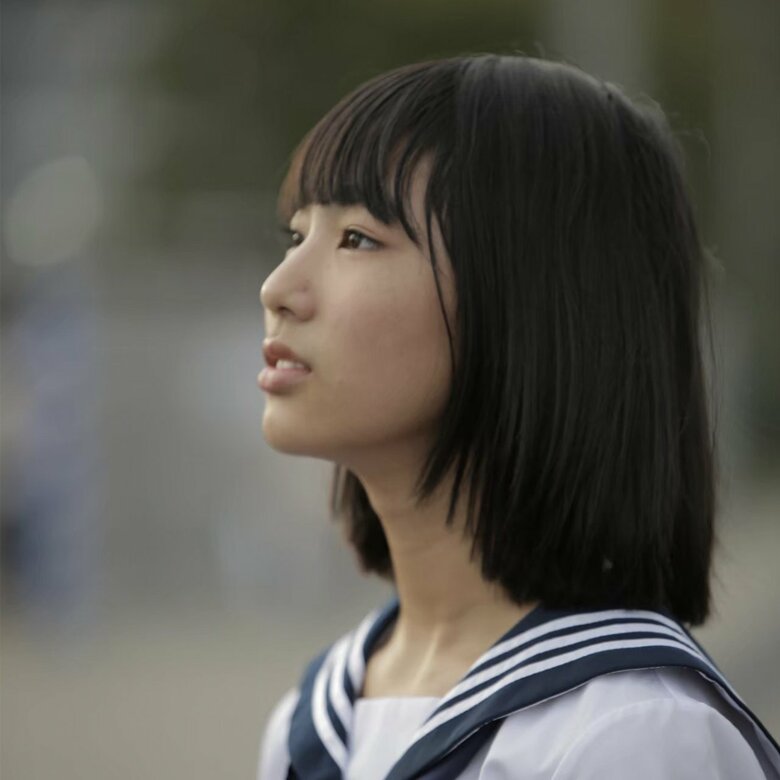 中学生時代。プロのカメラマンに撮ってもらった1枚