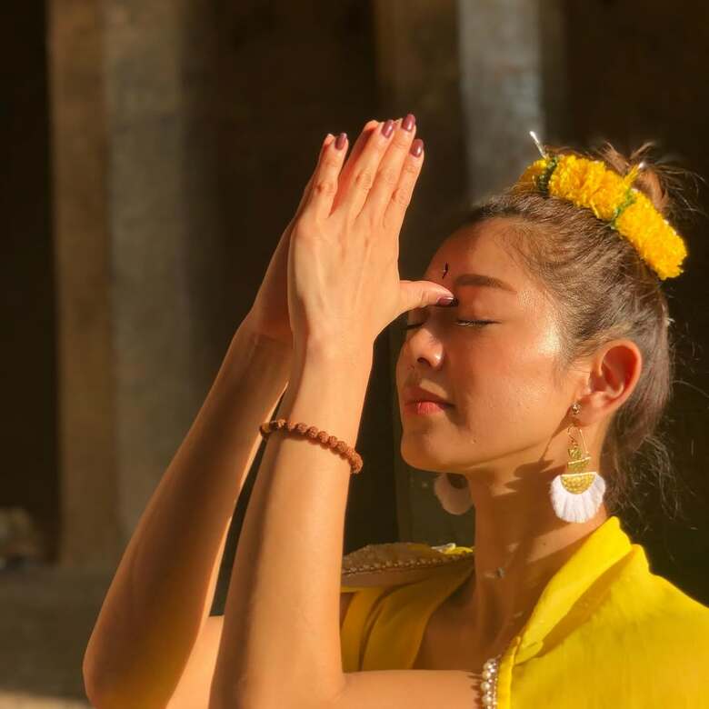 2018年にはインドでのヨガ修行も経験