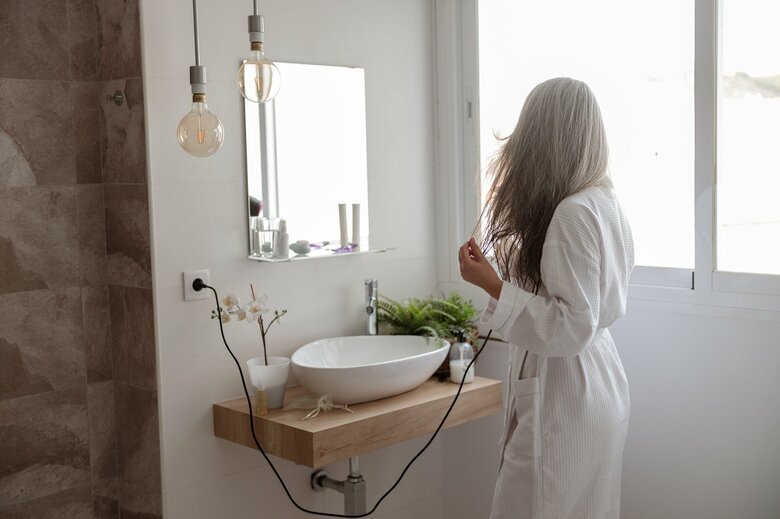 貧血になると「過剰にかじりたくなるもの」4（髪の毛）