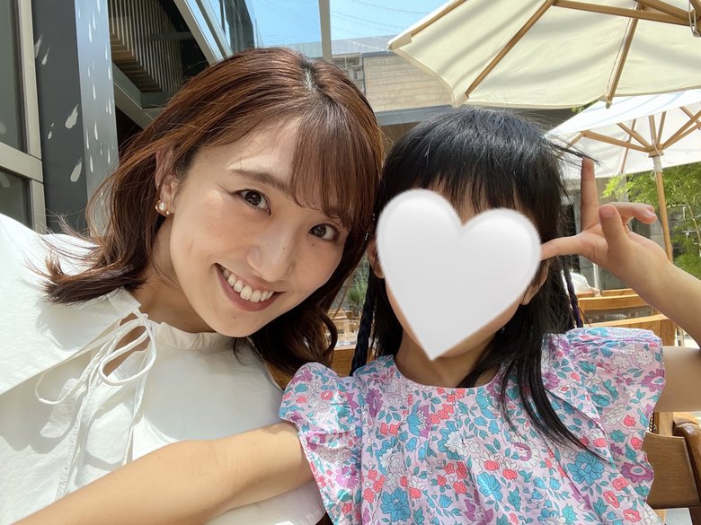 「ママみたいになりたい」という娘さんと。「いつまでもそう思ってもらいたいです」