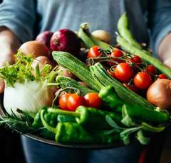 きゅうりがトマトのビタミンCを壊す!? 野菜の栄養を逃さず摂れる食べ合わせ新常識