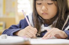 勉強したいのに集中できない。集中力が続かないのはなぜ？対処法は？