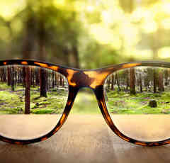 スマホのカメラで眼鏡を捜索！？＃視力悪いあるある選手権が開幕！