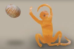 「みかんの皮がサソリに見えた」で作品づくりに没頭した牧師「これまで170種以上のアートを制作」