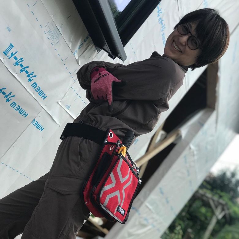 2019年に熱海の家を作っている新田恵利さん