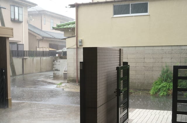 大雨のイメージ画像