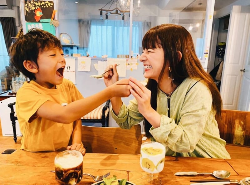スザンヌさんのインスタグラムには長男との楽しそうな写真がいっぱい(本人のインスタグラムより)