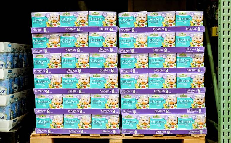 2:ビブスター セサミストリート 使い捨てエプロン60枚入り　1198円（税込）