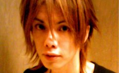 元「いいとも」岸田健作、絶頂期の自分に絶望し引退・路上生活へ「施しを受けた時間」が今の原点