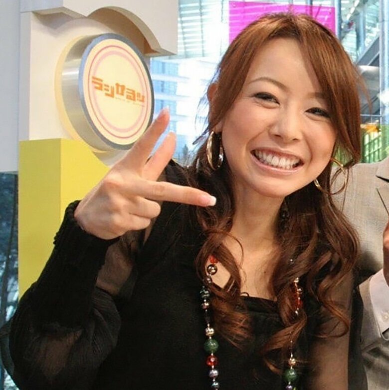 日本テレビでは、情報番組「ラジかるッ」などを担当