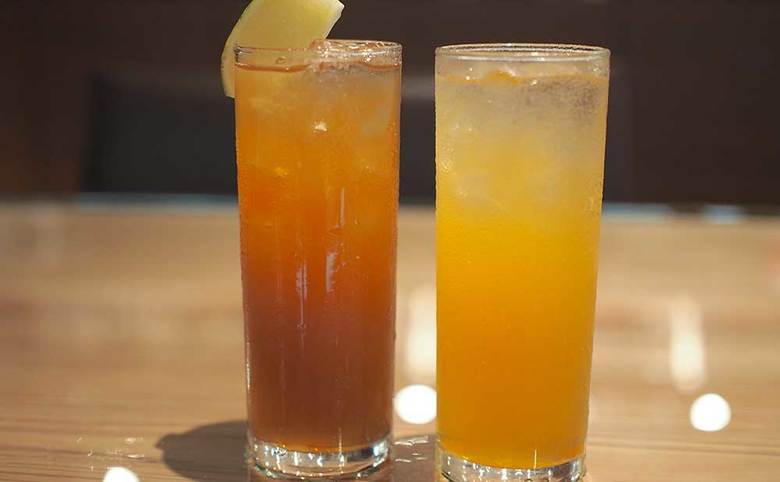 ▲左から「ヴァージンジャスミン」（500円）、「ヴァージン鉄観音」（500円）。こちらもディナーのみ販売となっている