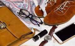 斎藤工さんの鞄の中身公開も「なぜせん切りキャベツが!?」