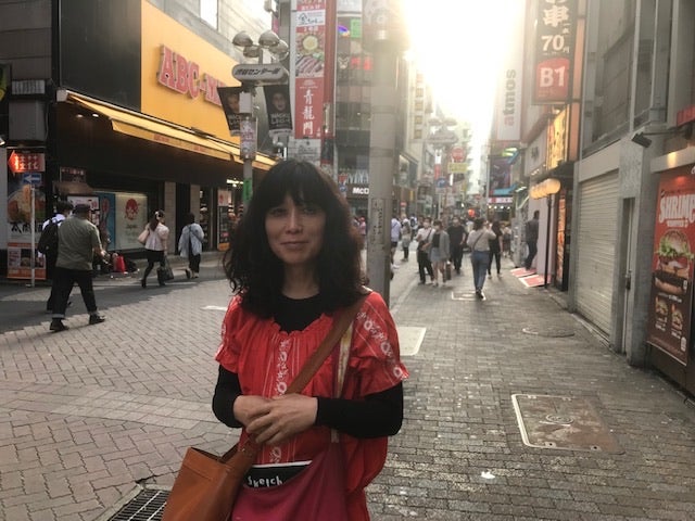 インタビュー中も控えめで優しい笑顔が印象的だった