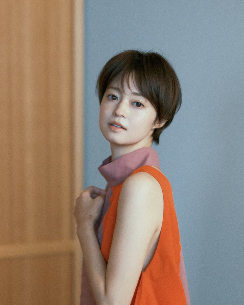 ミステリアスな元カノやオタクな同僚、優しい家政婦など、あらゆる役をこなし活躍中の小林さん