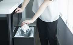 ゴミ出し頻度が減る!?藤田朋子さんの1／3まで資源ゴミを圧縮する技