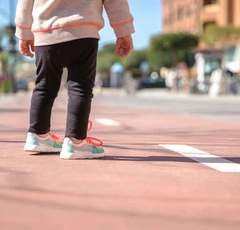 靴を嫌がる１歳におすすめのファーストシューズは？