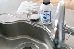 パイプ汚れに「ピーピースルーF」業務用並みの洗浄力！使い方を徹底解説